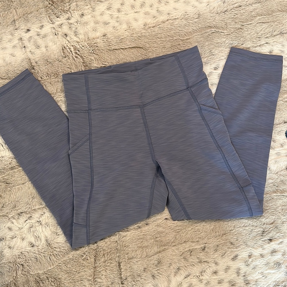Lululemon Invigorate 25” Sz 6 Heathered Water Drop Like New